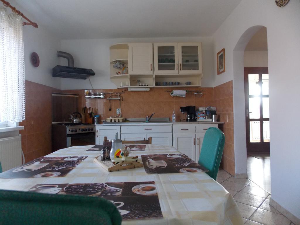 Casa Fortyogo Tîrgu Secuiesc Buitenkant foto