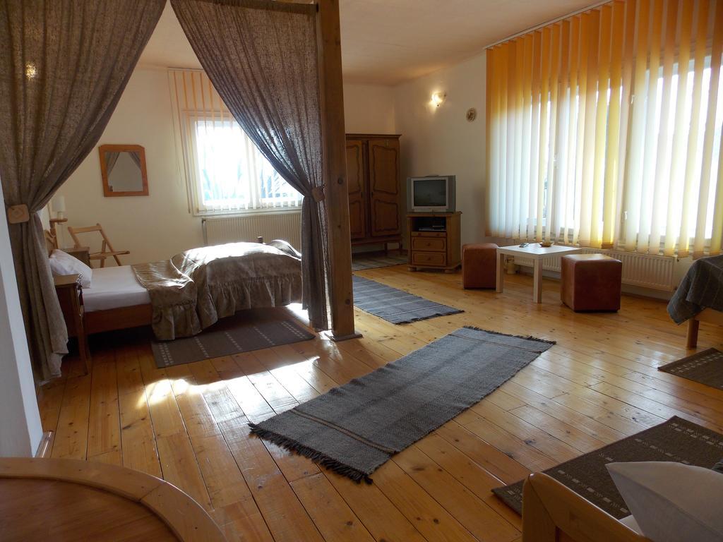 Casa Fortyogo Tîrgu Secuiesc Kamer foto