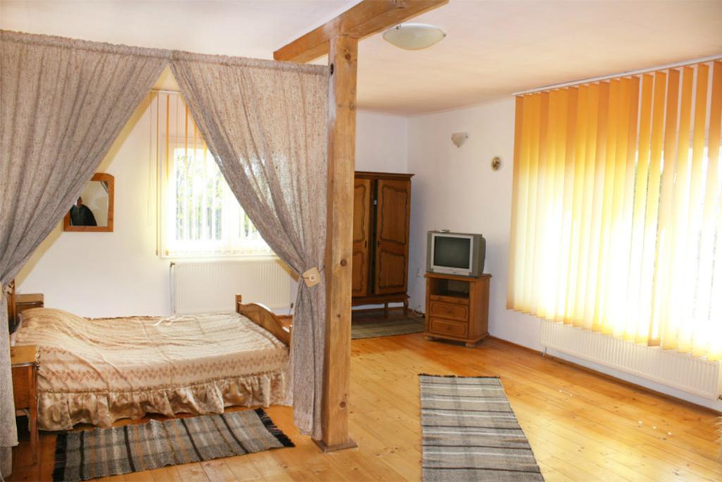 Casa Fortyogo Tîrgu Secuiesc Kamer foto